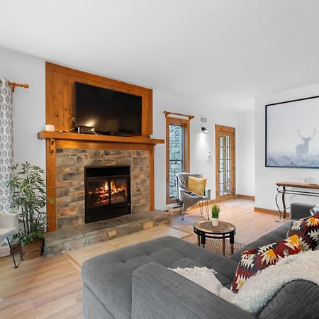 Les Falaises Tremblant - Ski Inout Condo W2Bdrs Mont-Tremblant Eksteriør bilde