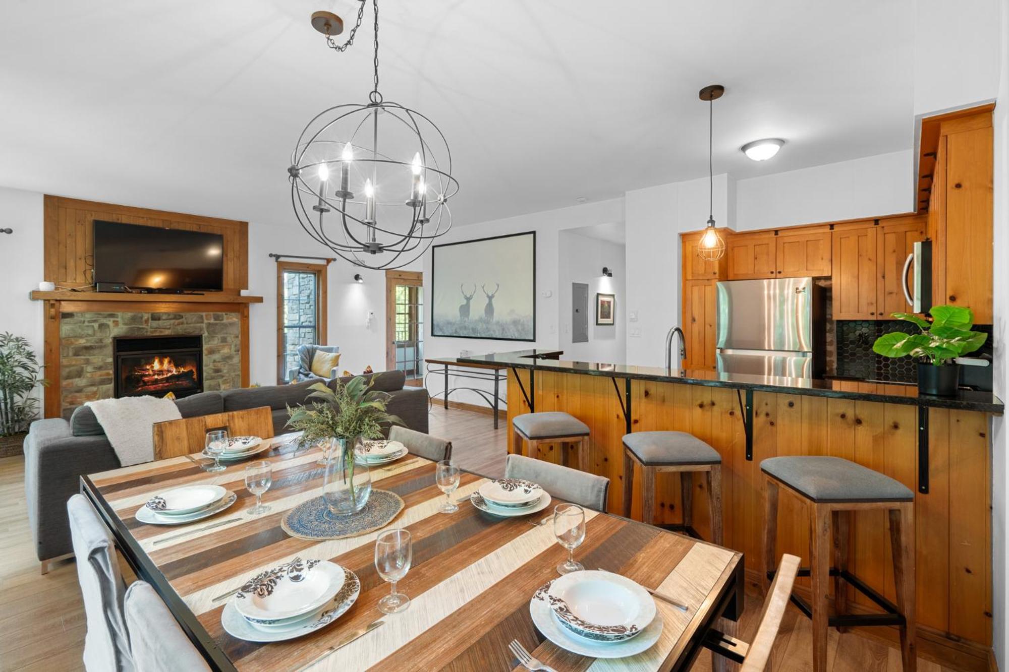 Les Falaises Tremblant - Ski Inout Condo W2Bdrs Mont-Tremblant Eksteriør bilde
